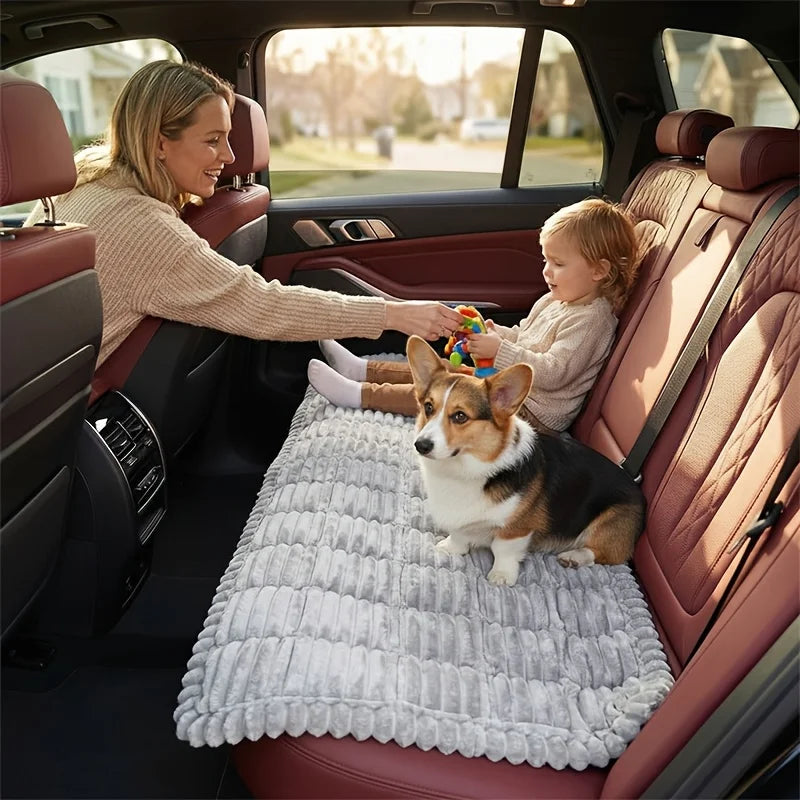 Snowy & Hope Travel Dog Bed Mat