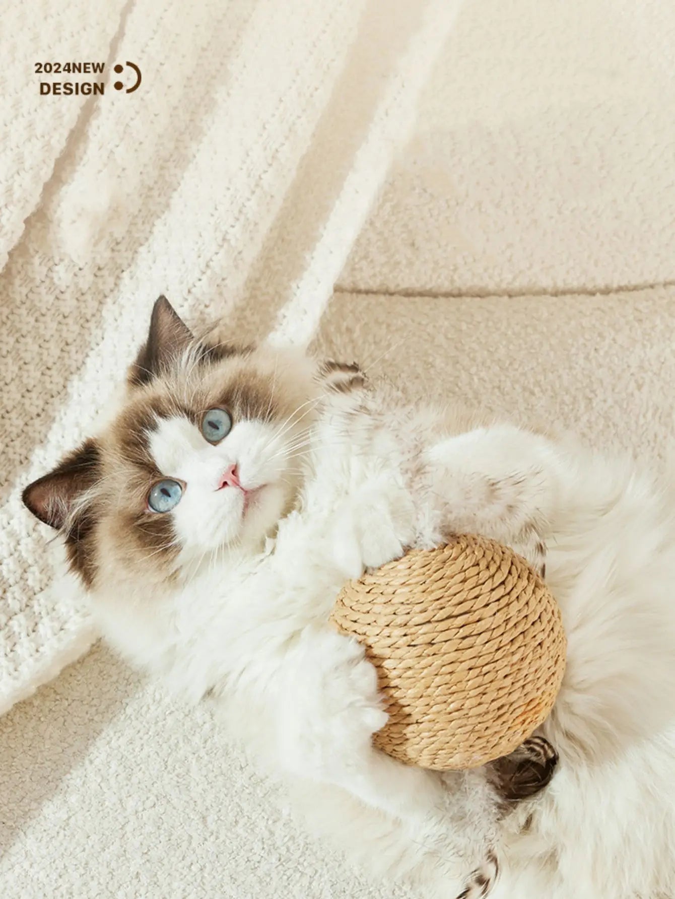 Snowy & Hope Sisal Scratching Ball