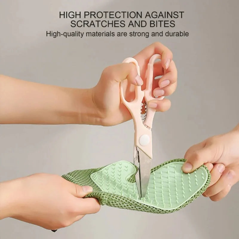 Snowy & Hope Double-Sided Grooming Glove